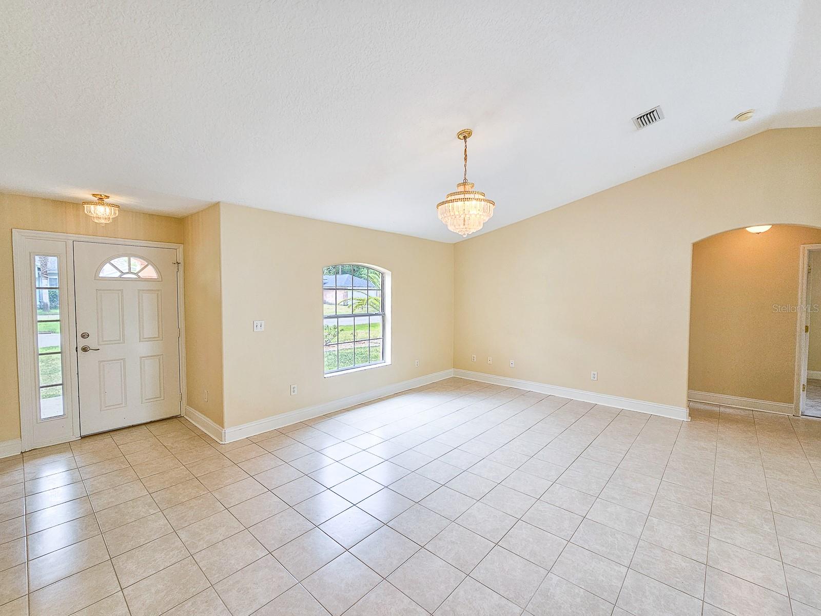 18 WHEATFIELD DRIVE