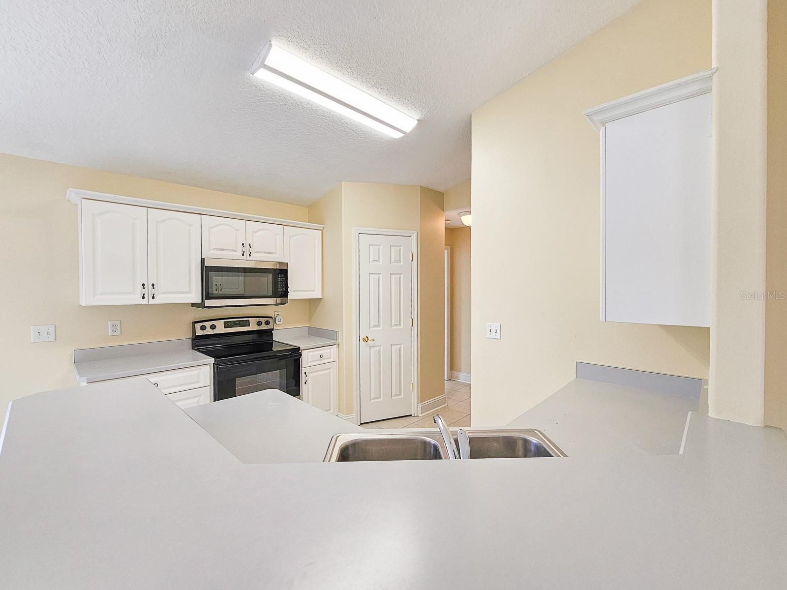 18 WHEATFIELD DRIVE