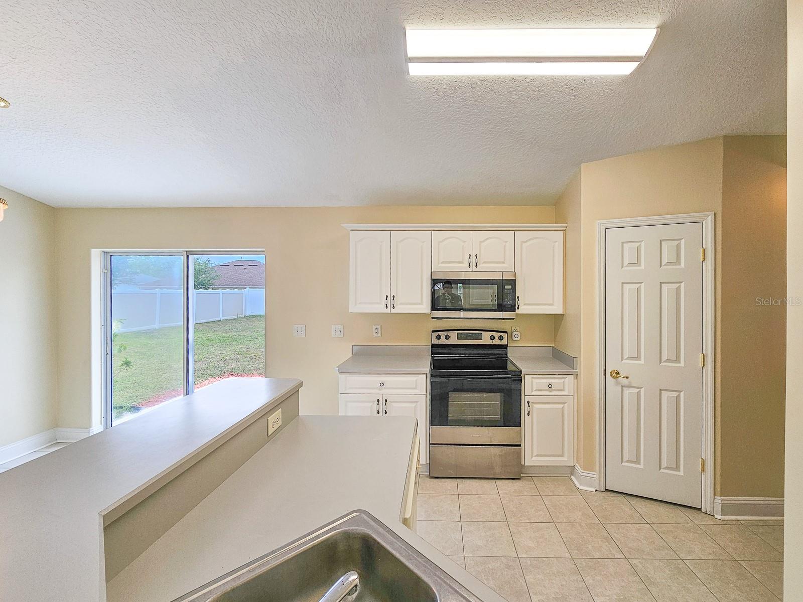 18 WHEATFIELD DRIVE