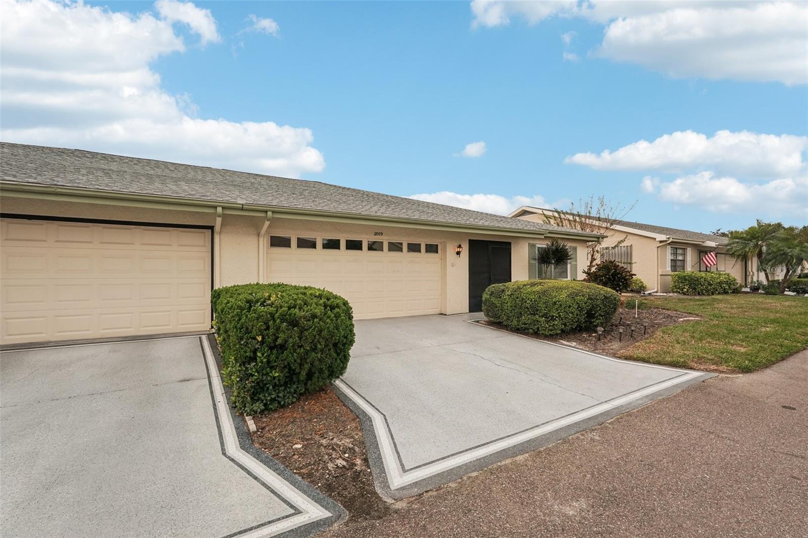 HIGHGATE IV CONDO - Residential