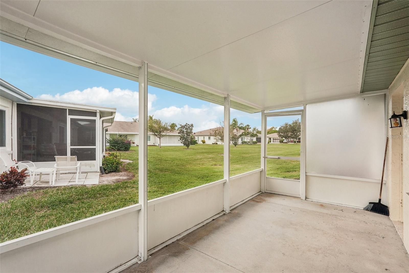 HIGHGATE IV CONDO - Residential