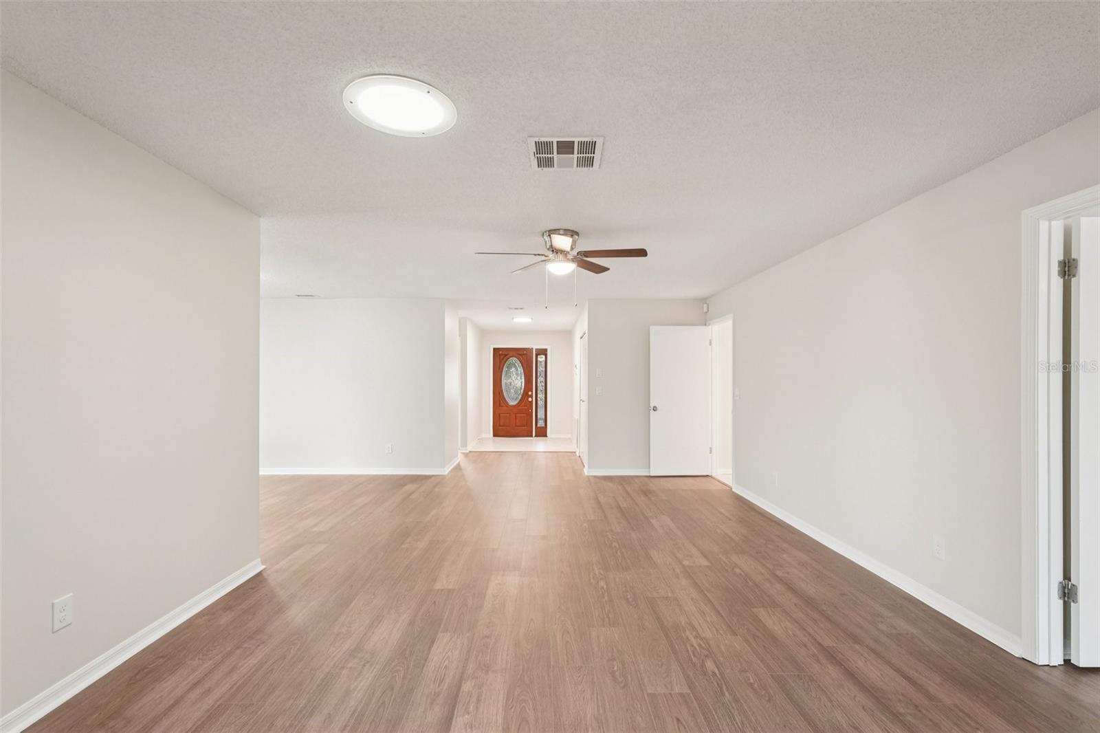 HIGHGATE IV CONDO - Residential