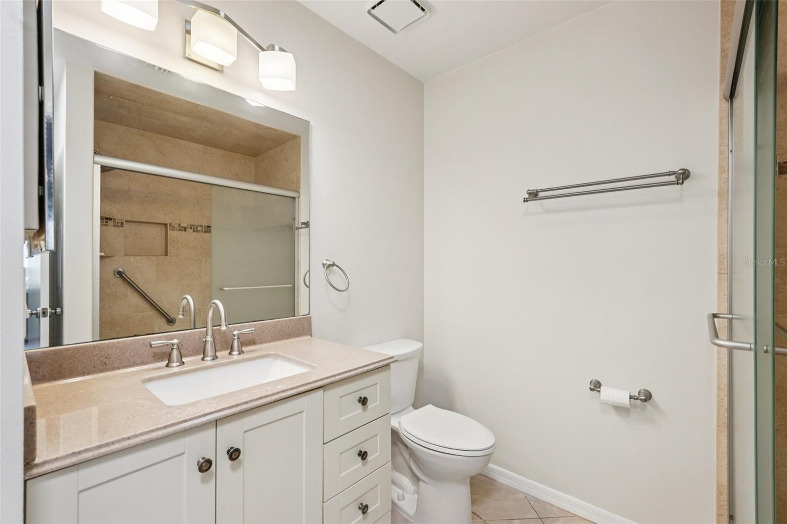 HIGHGATE IV CONDO - Residential