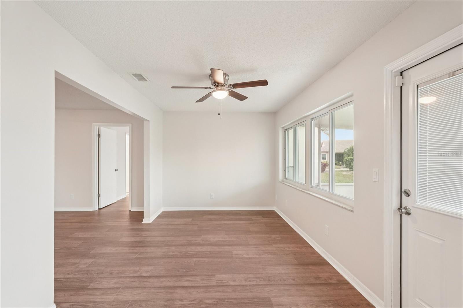 HIGHGATE IV CONDO - Residential