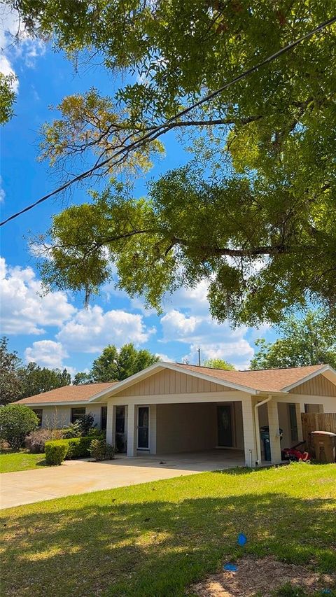Tiny photo for 2710 SW 15th Street, Ocala, FL 34474 (MLS # S5147080)