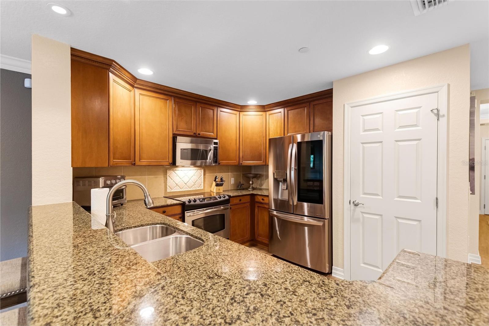 7656 WHISPER WAY 402