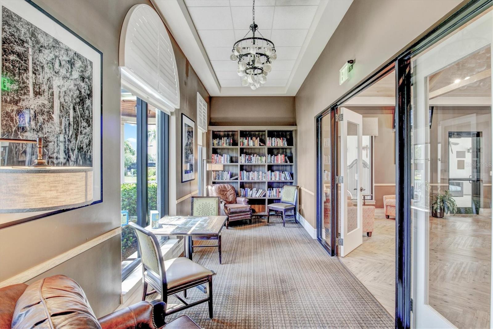 SARASOTA NATIONAL - Residential