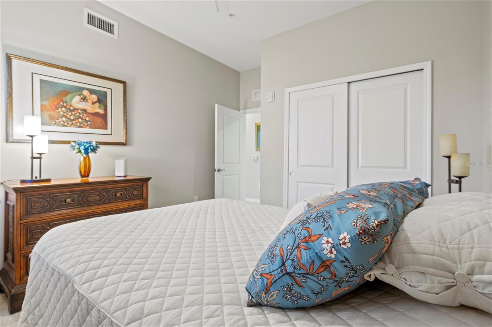 SARASOTA NATIONAL - Residential