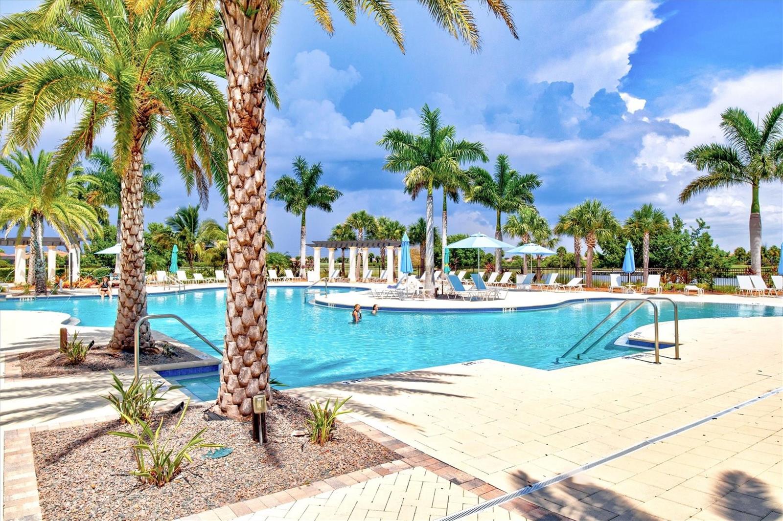 SARASOTA NATIONAL - Residential