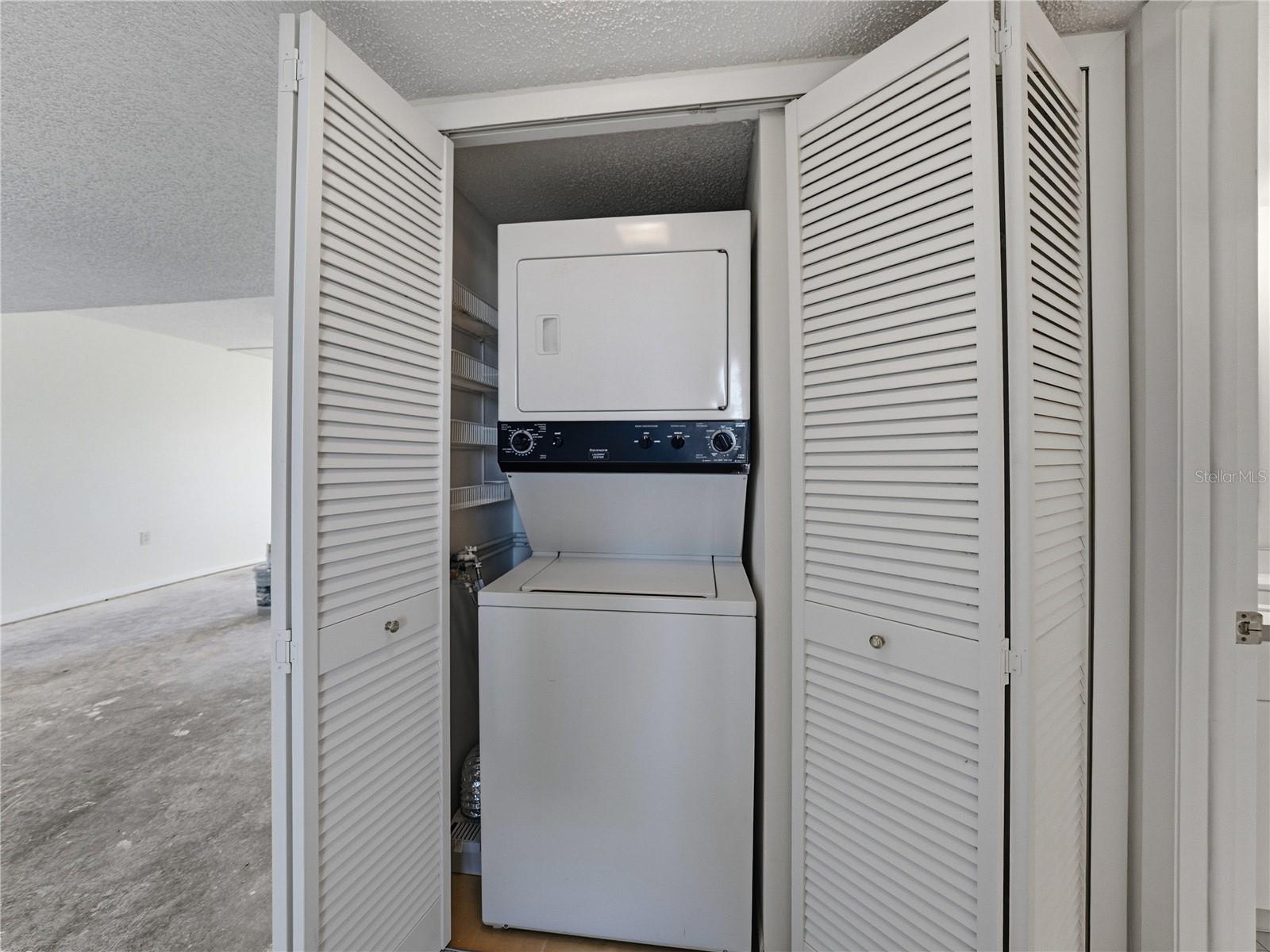 BAY ISLAND GROUP 14 - Residential