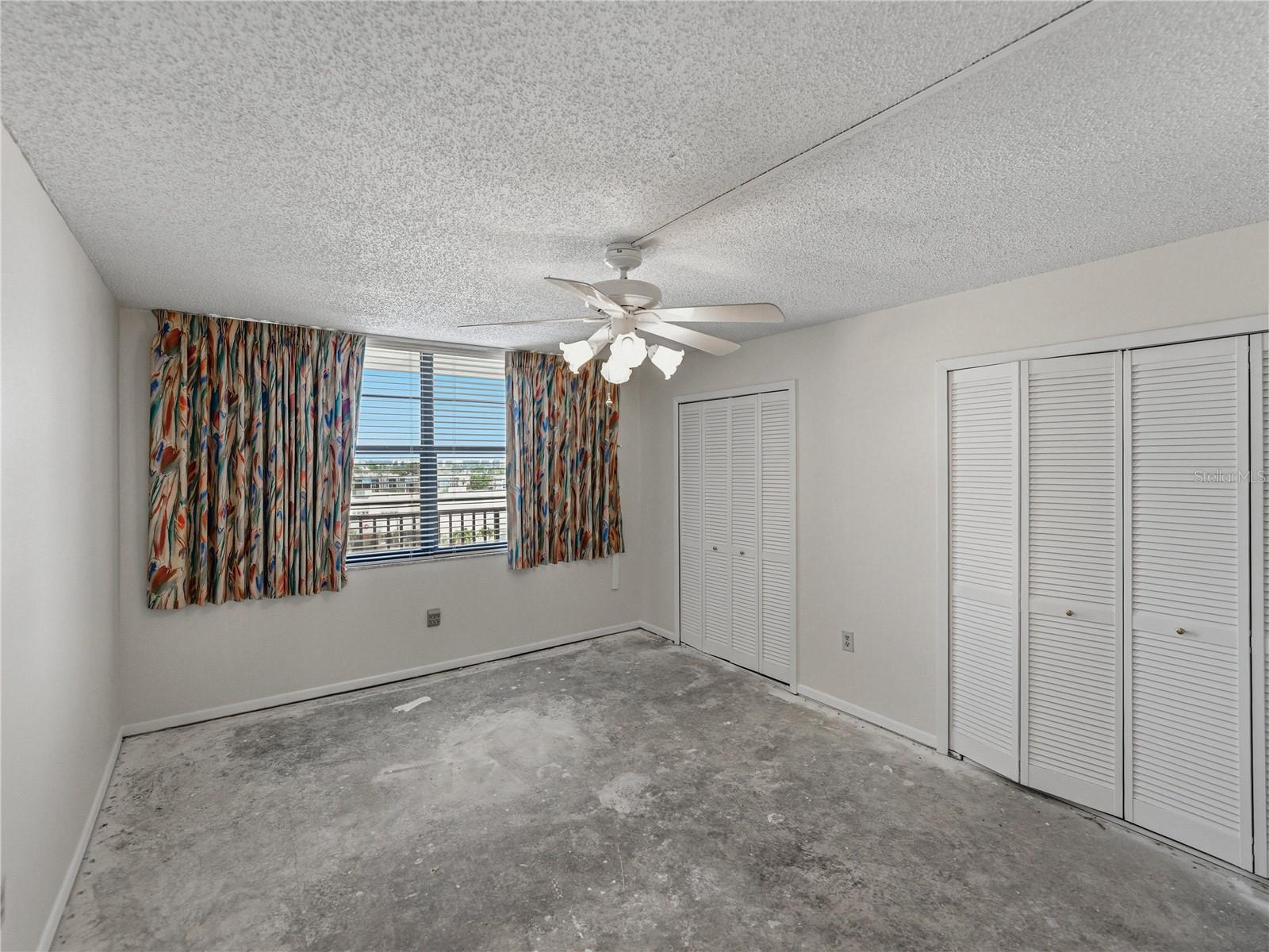 BAY ISLAND GROUP 14 - Residential