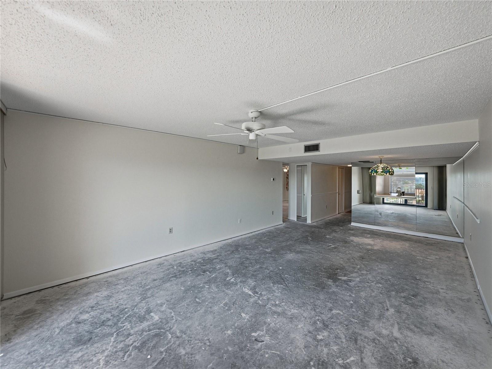 BAY ISLAND GROUP 14 - Residential