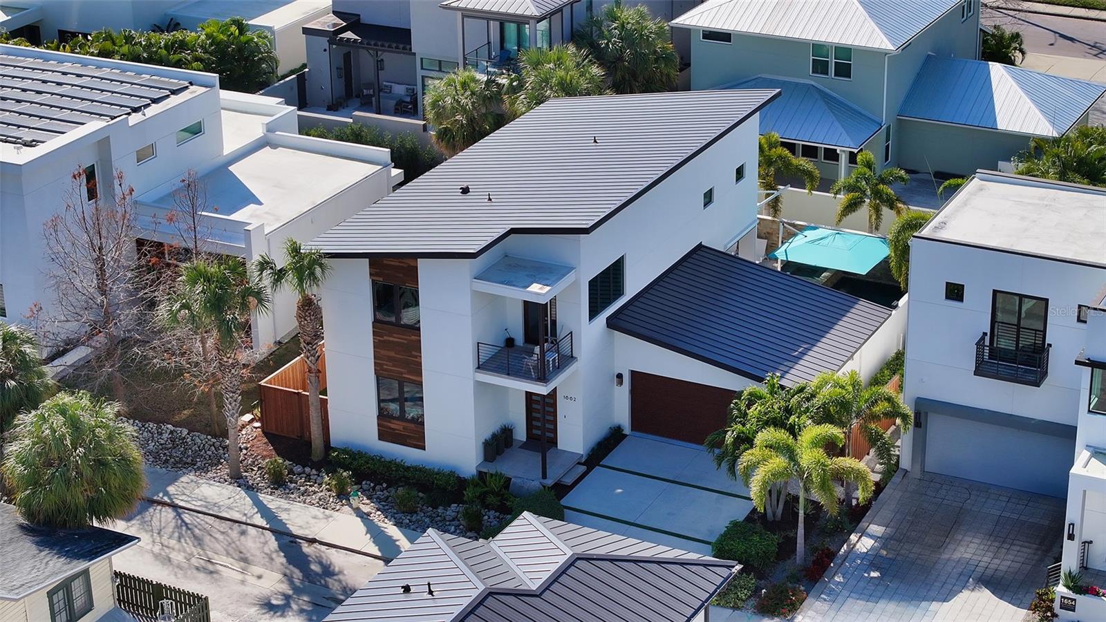 THE HOMES OF LAUREL PARK - Residential