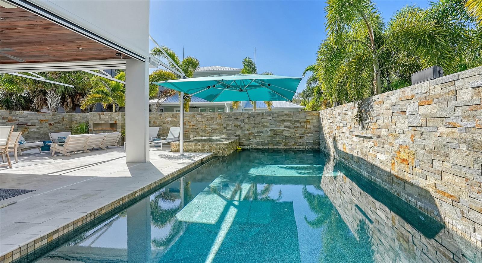 THE HOMES OF LAUREL PARK - Residential