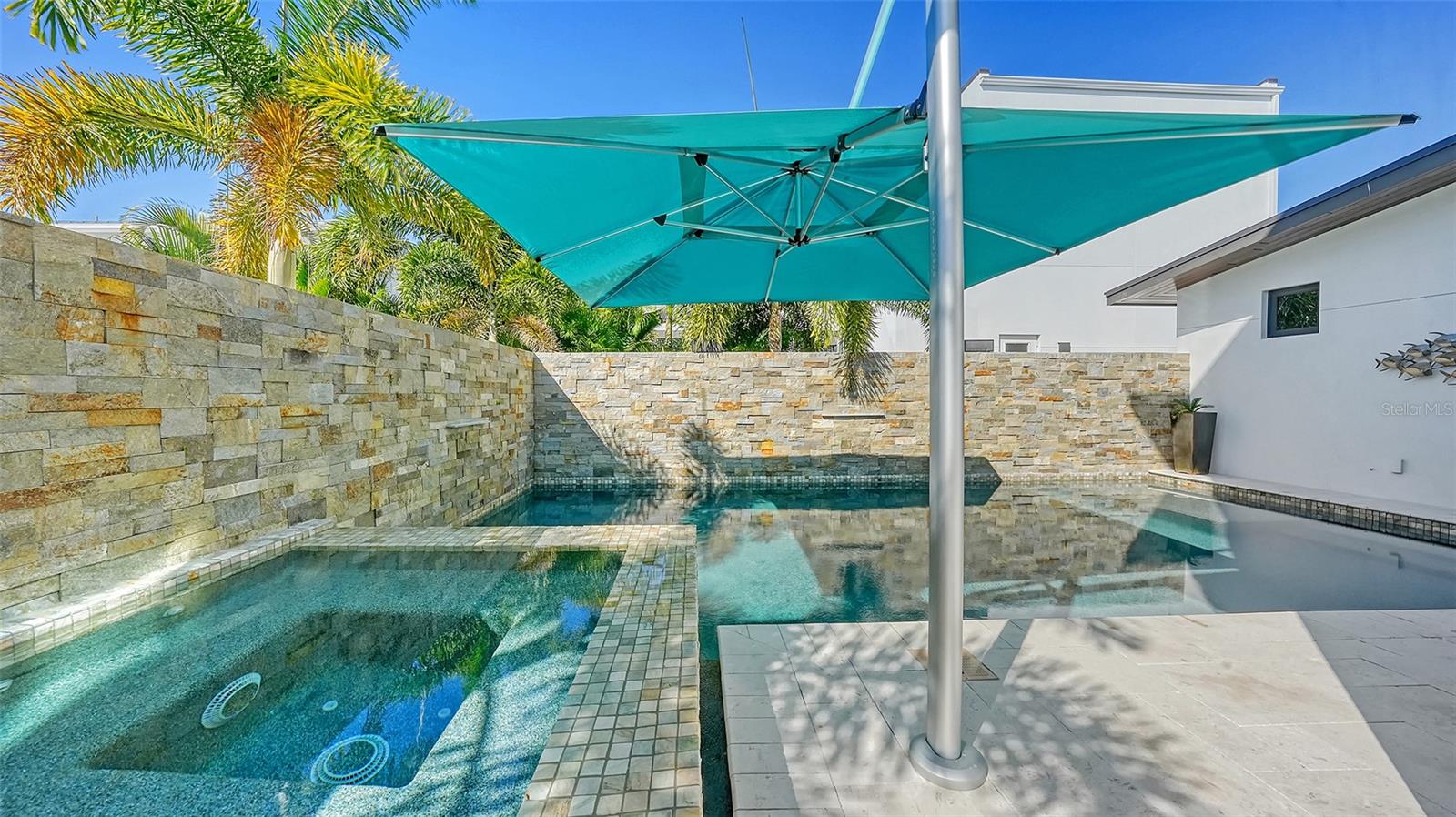 THE HOMES OF LAUREL PARK - Residential