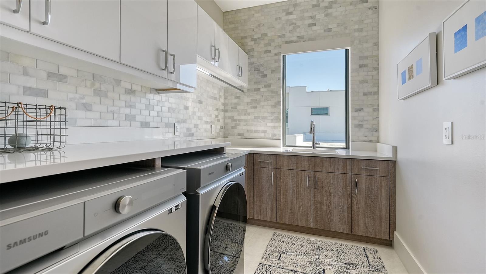 THE HOMES OF LAUREL PARK - Residential