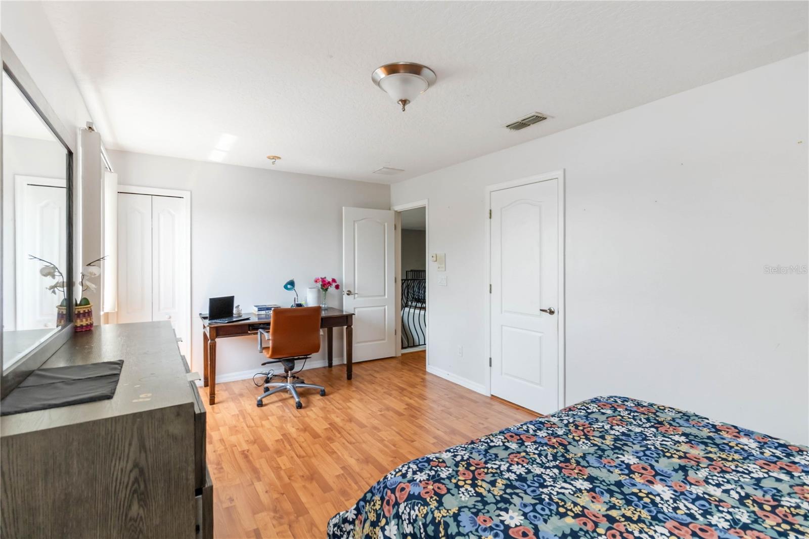 WATERFORD CHASE VILLAGE TR F - Residential Lease