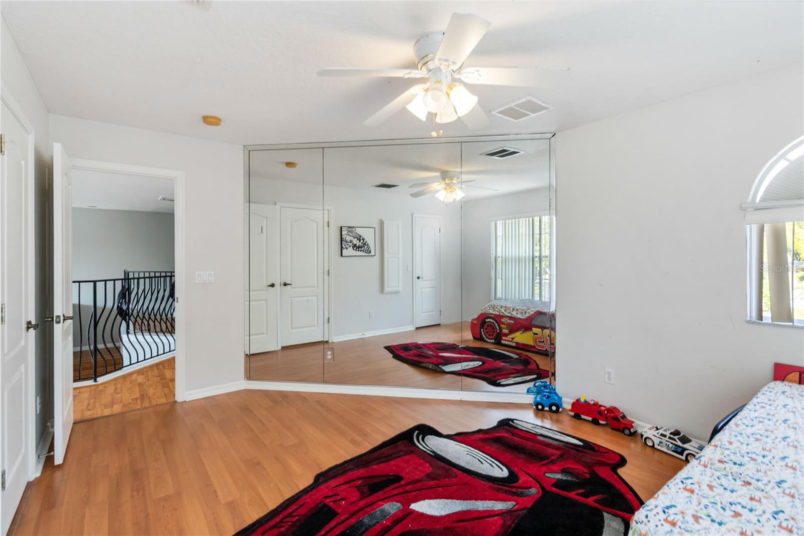 WATERFORD CHASE VILLAGE TR F - Residential Lease