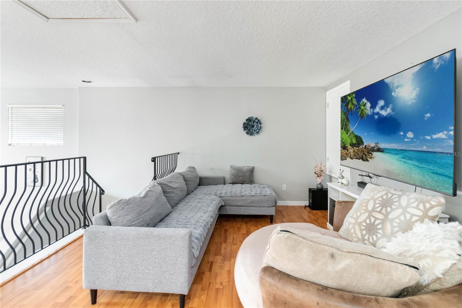 WATERFORD CHASE VILLAGE TR F - Residential Lease