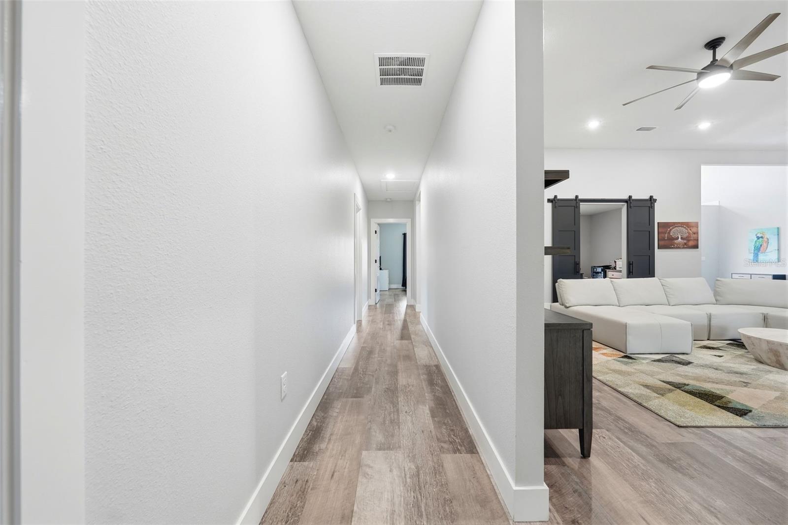TWIN T OAKS - Residential