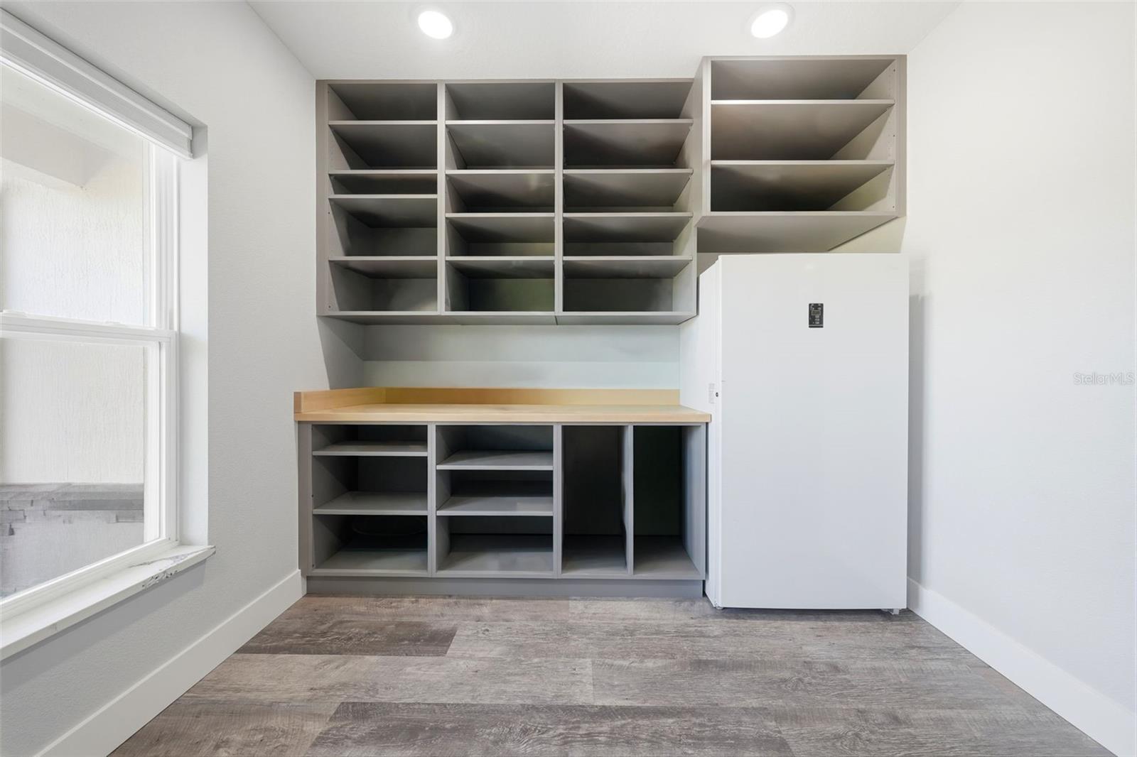 TWIN T OAKS - Residential