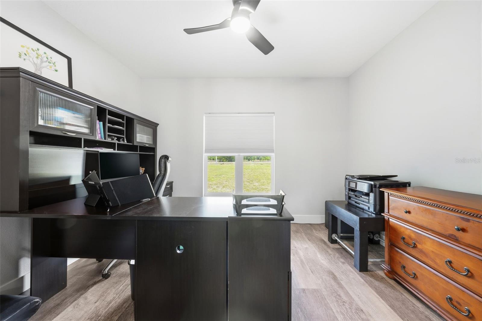 TWIN T OAKS - Residential