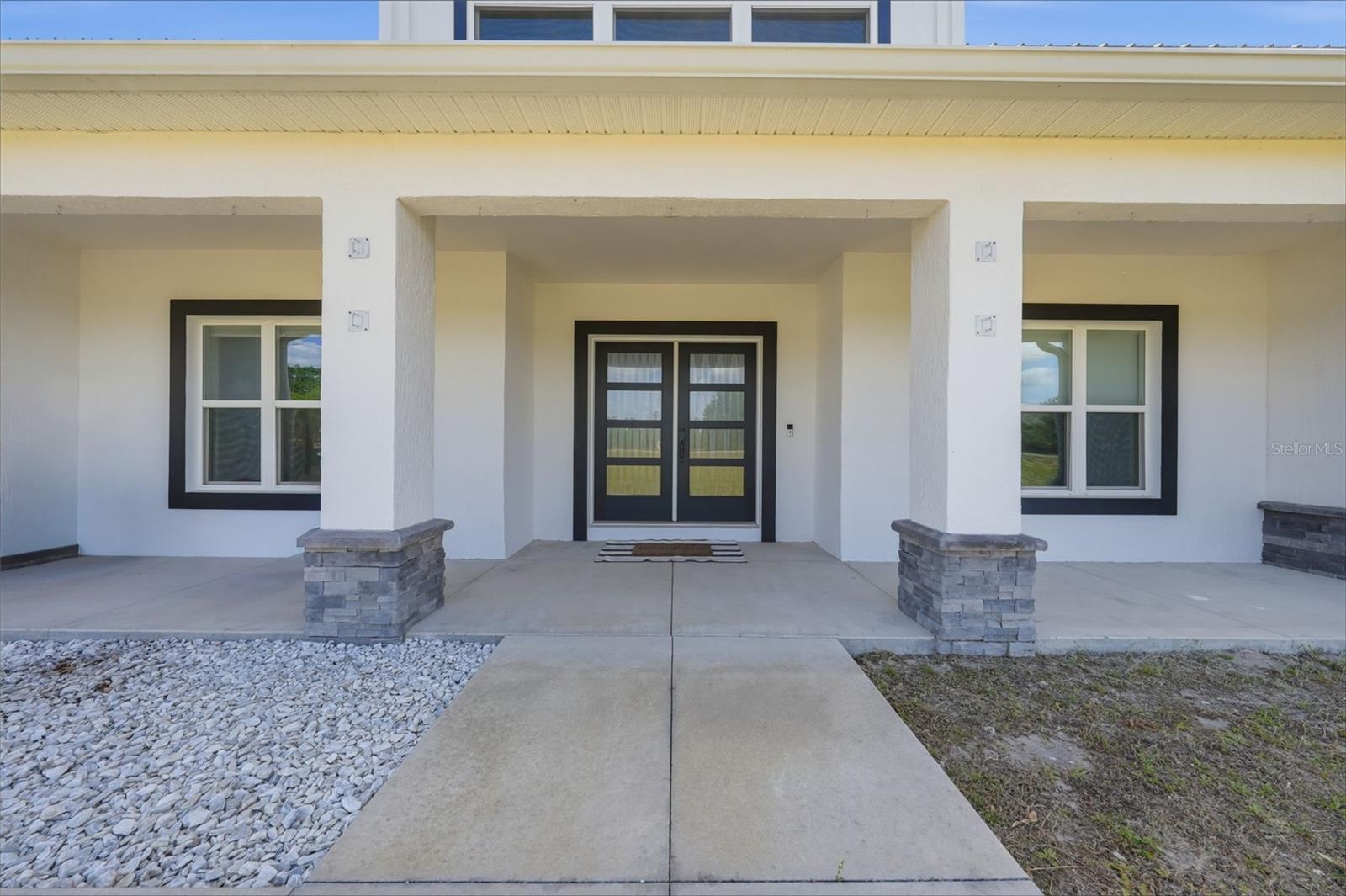 TWIN T OAKS - Residential