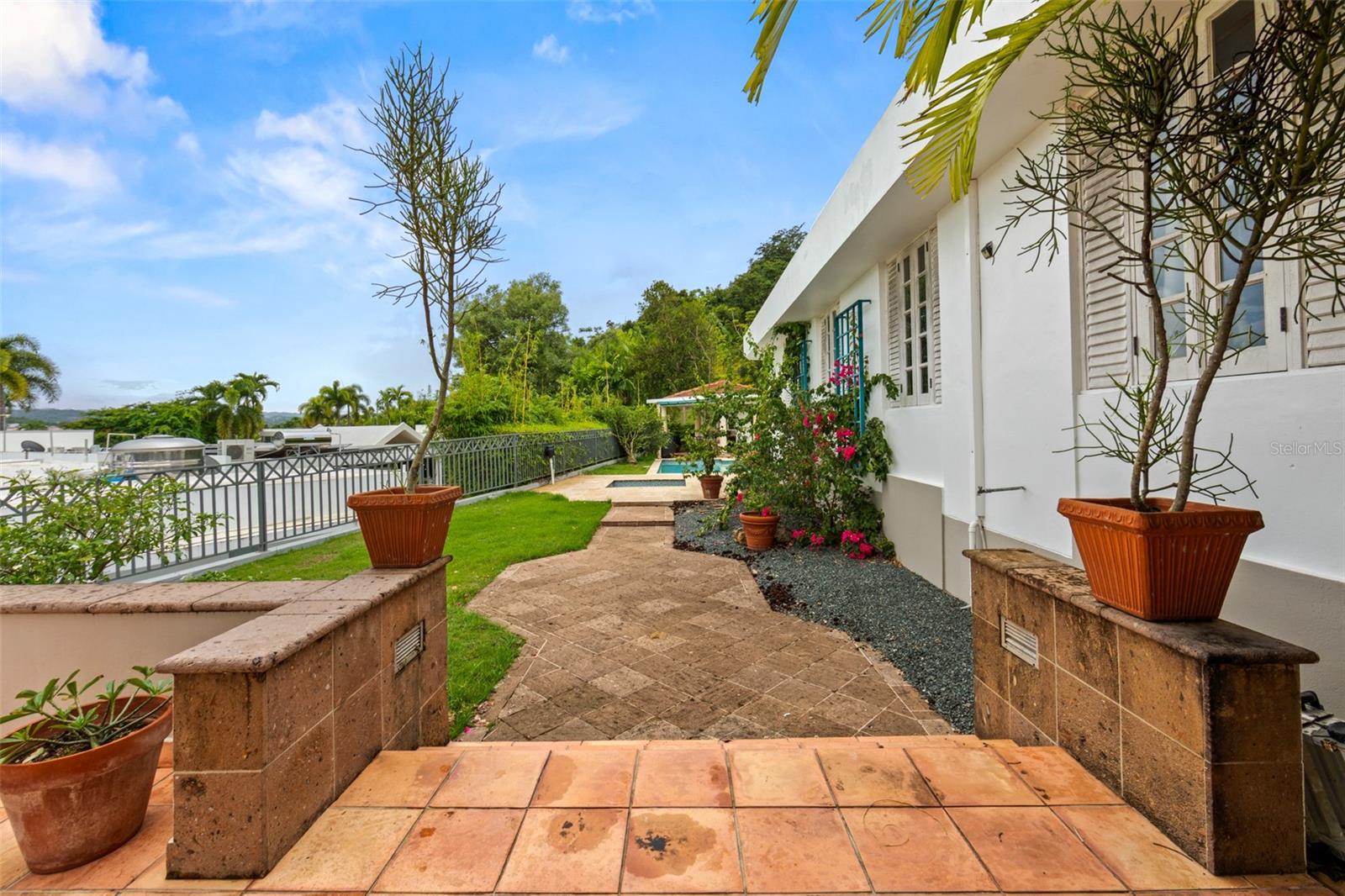 LA VILLA DE TORRIMAR - Residential