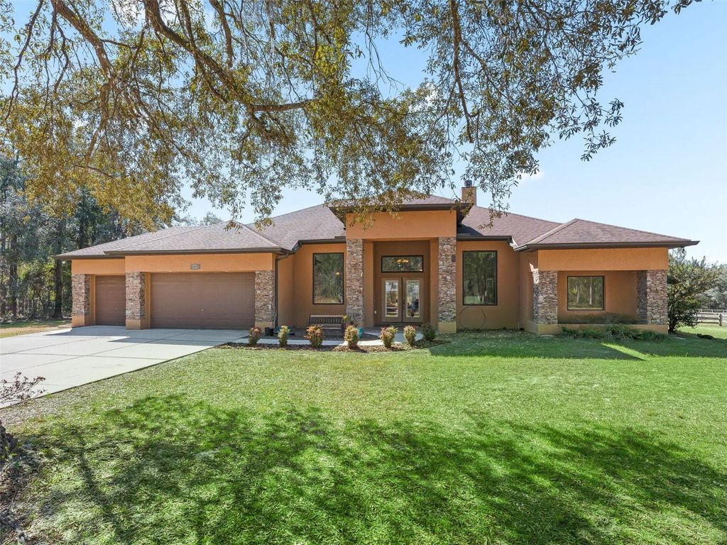 Photo of 11670 SE 6th Street, Williston, FL 32696 (MLS # OM718364)