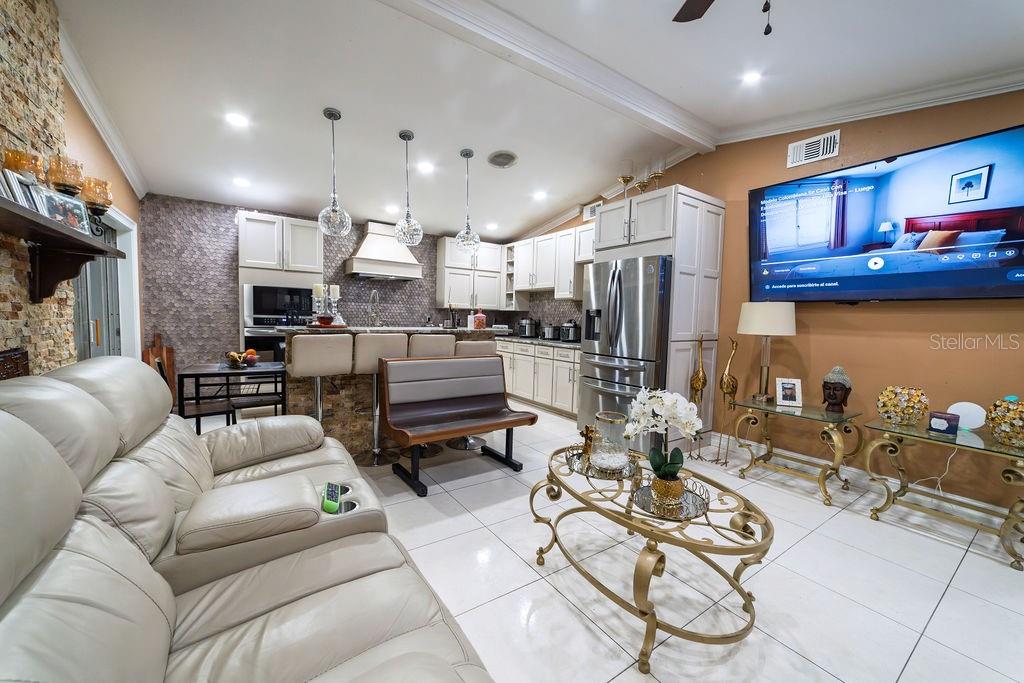 TOWNN COUNTRY PARK UN 27 - Residential