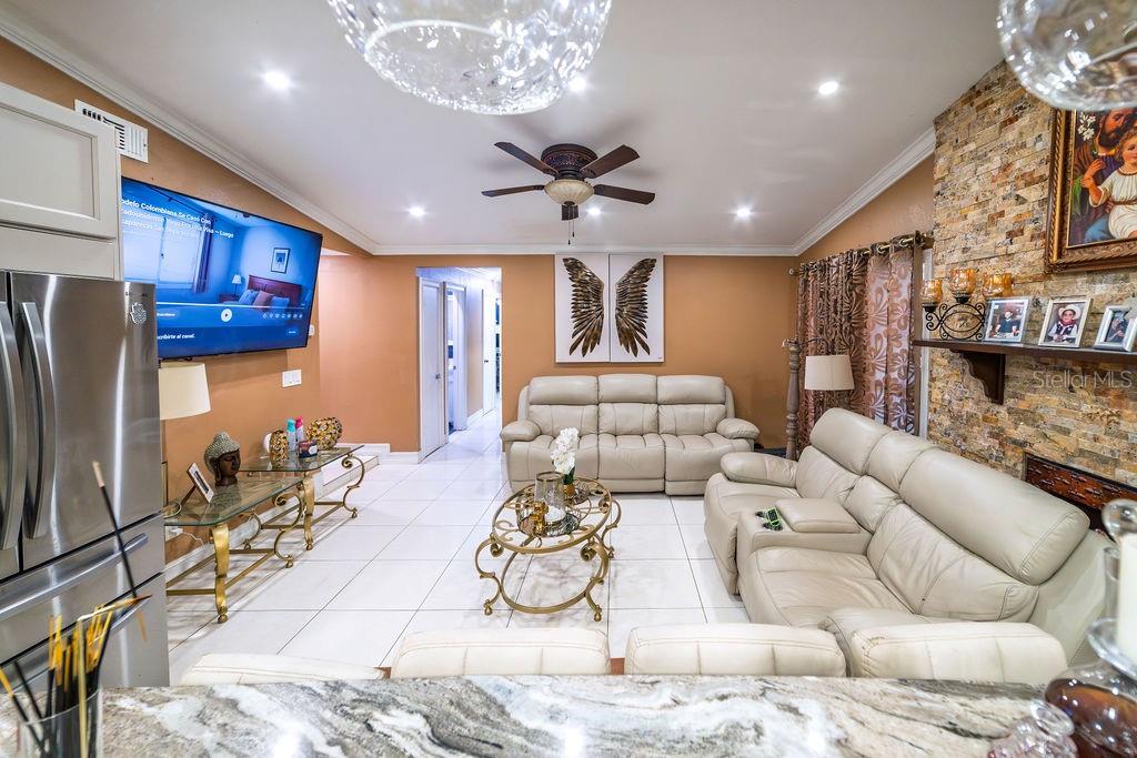 TOWNN COUNTRY PARK UN 27 - Residential