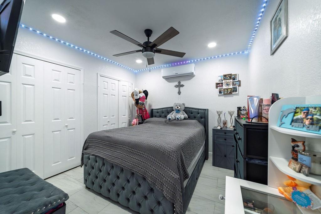 TOWNN COUNTRY PARK UN 27 - Residential