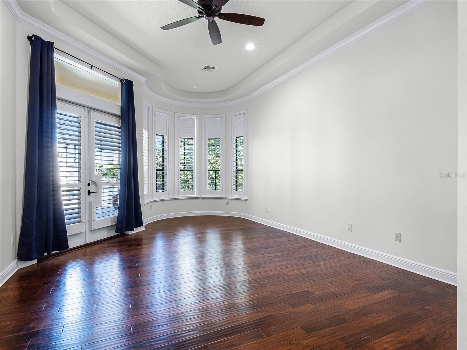 KEENES POINTE - Residential