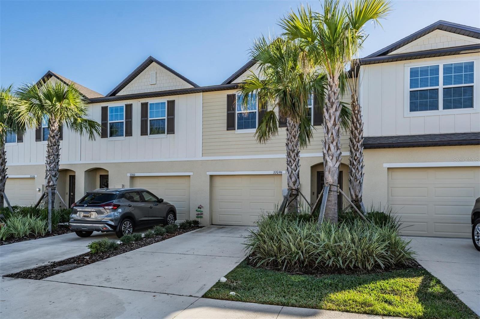 MIRADA LAGOON COMMUNITY - Residential Lease