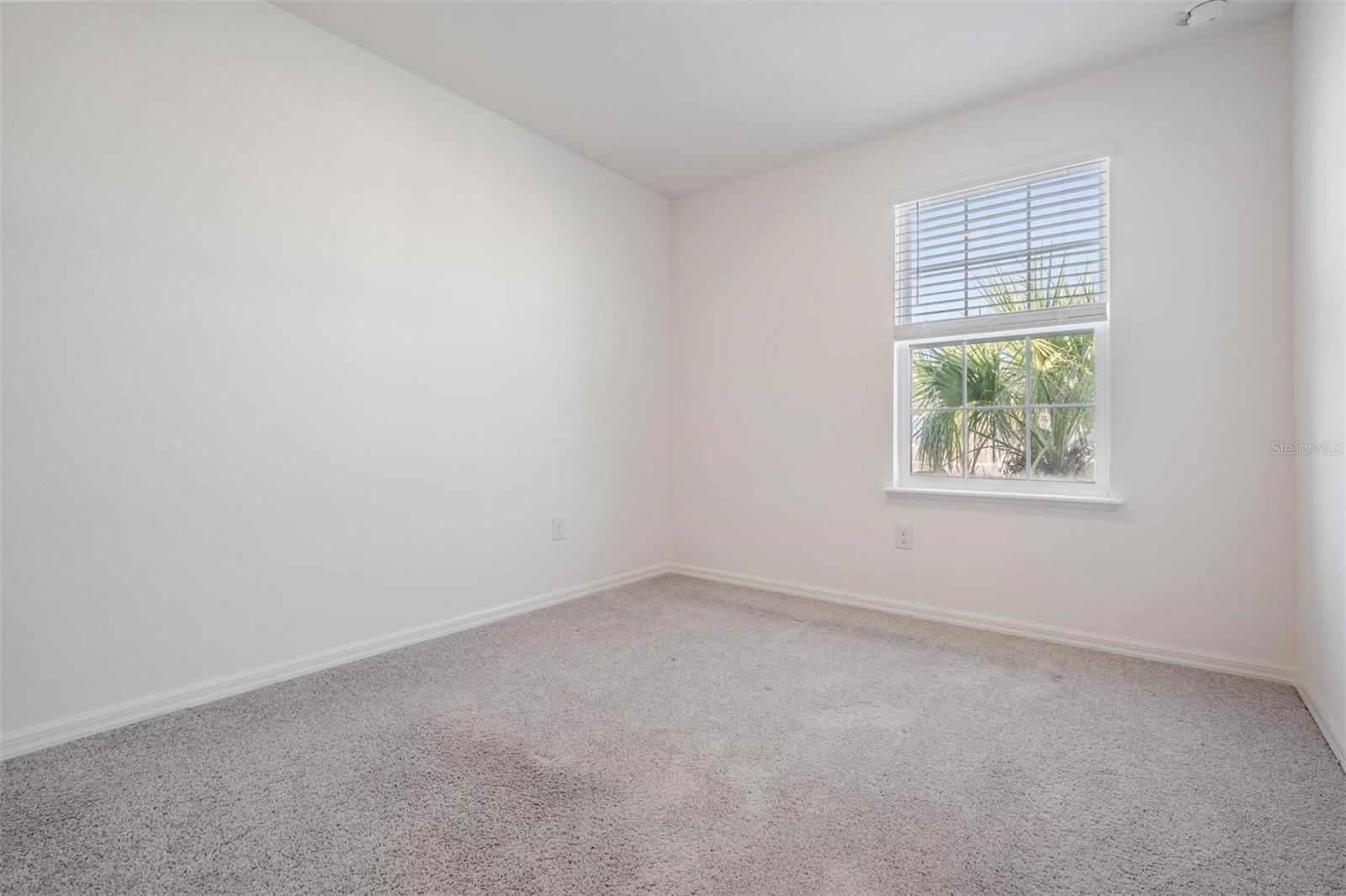 MIRADA LAGOON COMMUNITY - Residential Lease