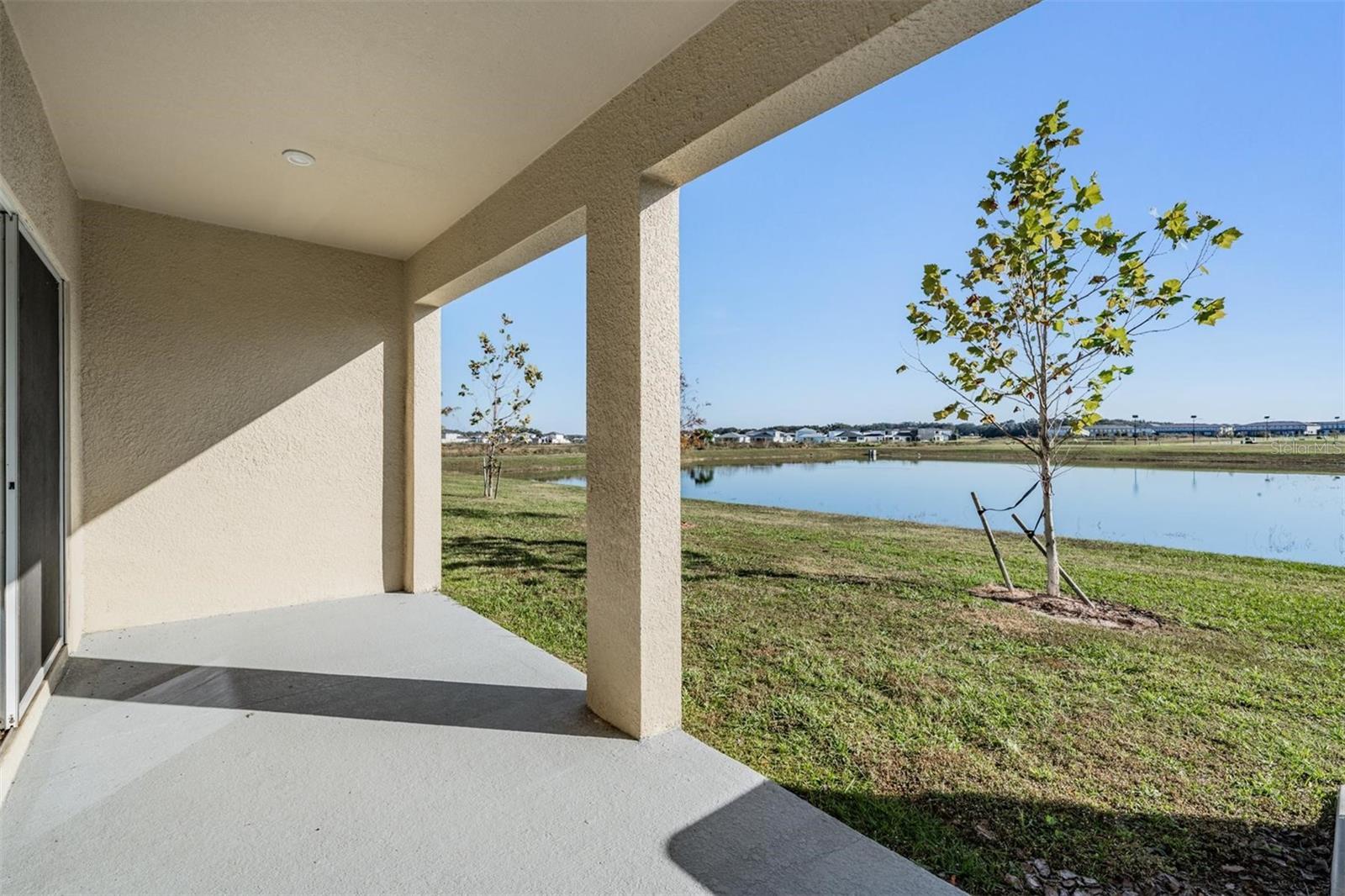 MIRADA LAGOON COMMUNITY - Residential Lease