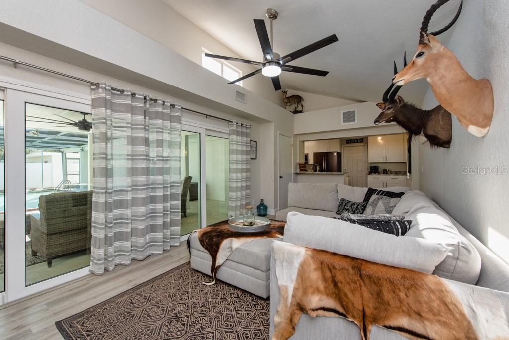 ROLLING HEIGHTS - Residential