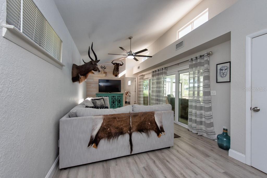 ROLLING HEIGHTS - Residential