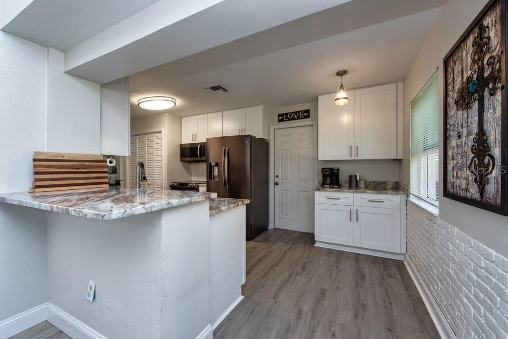 ROLLING HEIGHTS - Residential