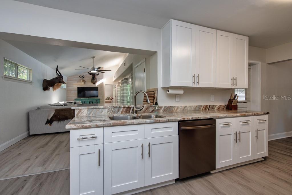 ROLLING HEIGHTS - Residential