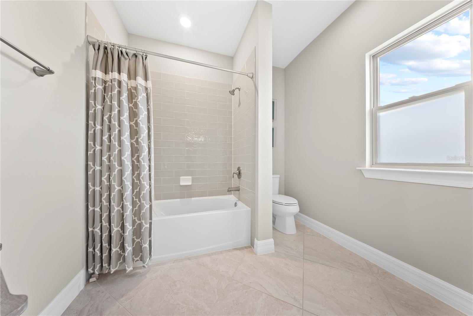 PHILLIPS GROVE - Residential