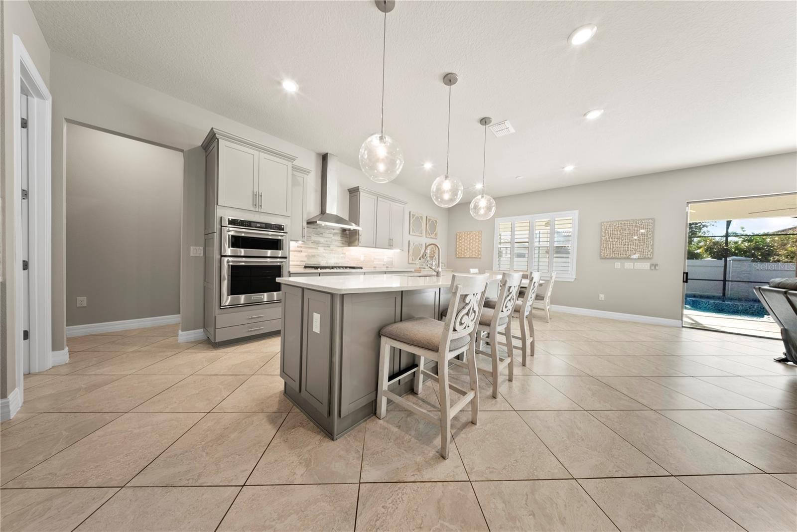 PHILLIPS GROVE - Residential