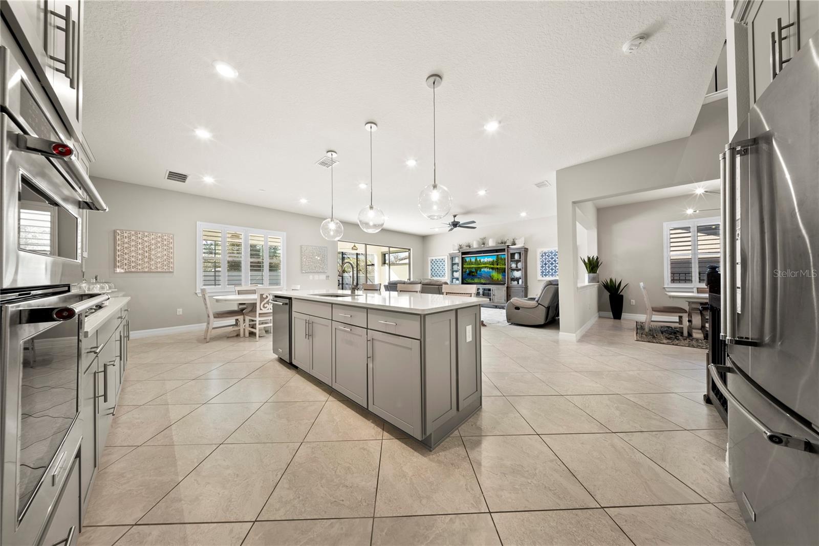 PHILLIPS GROVE - Residential