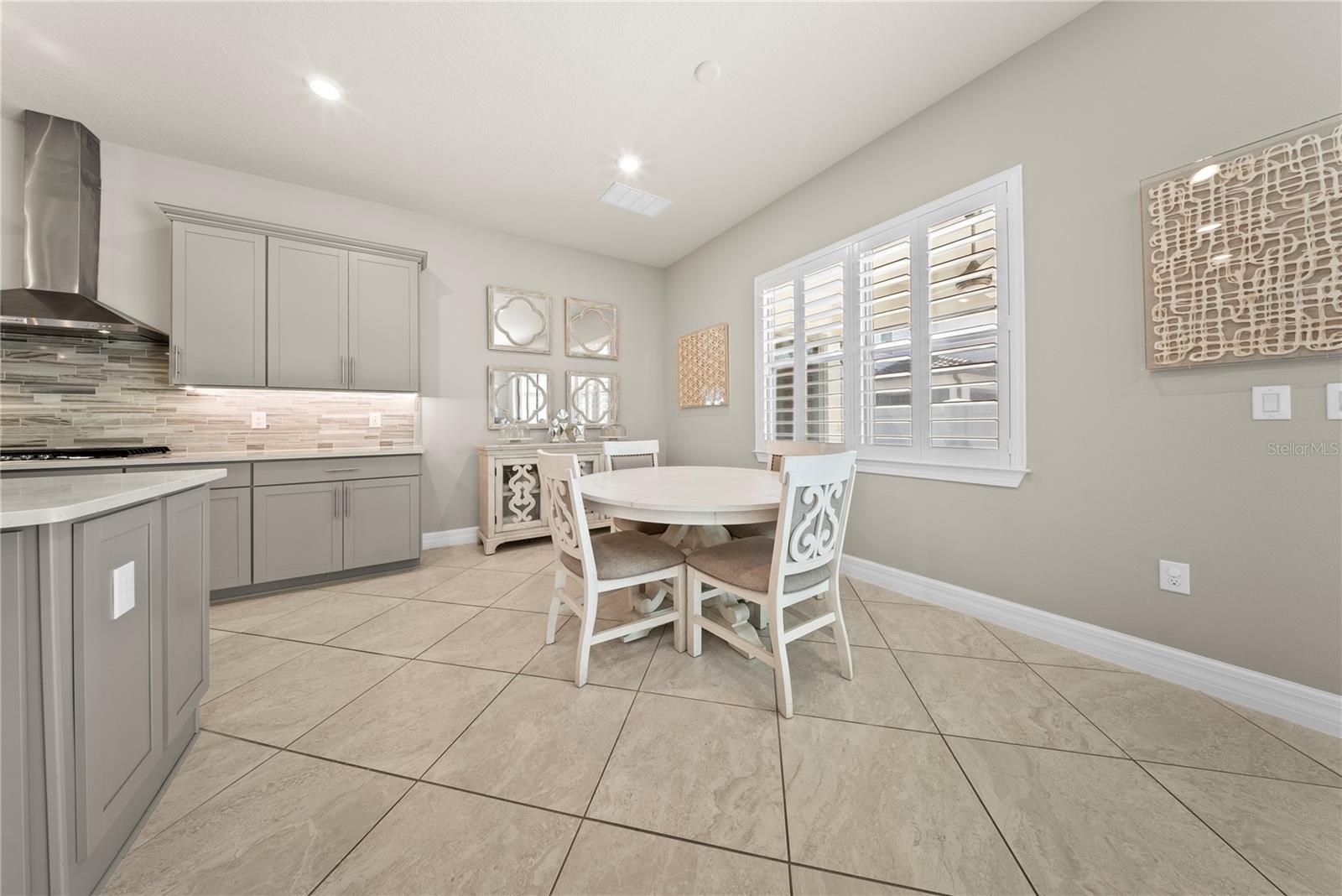 PHILLIPS GROVE - Residential