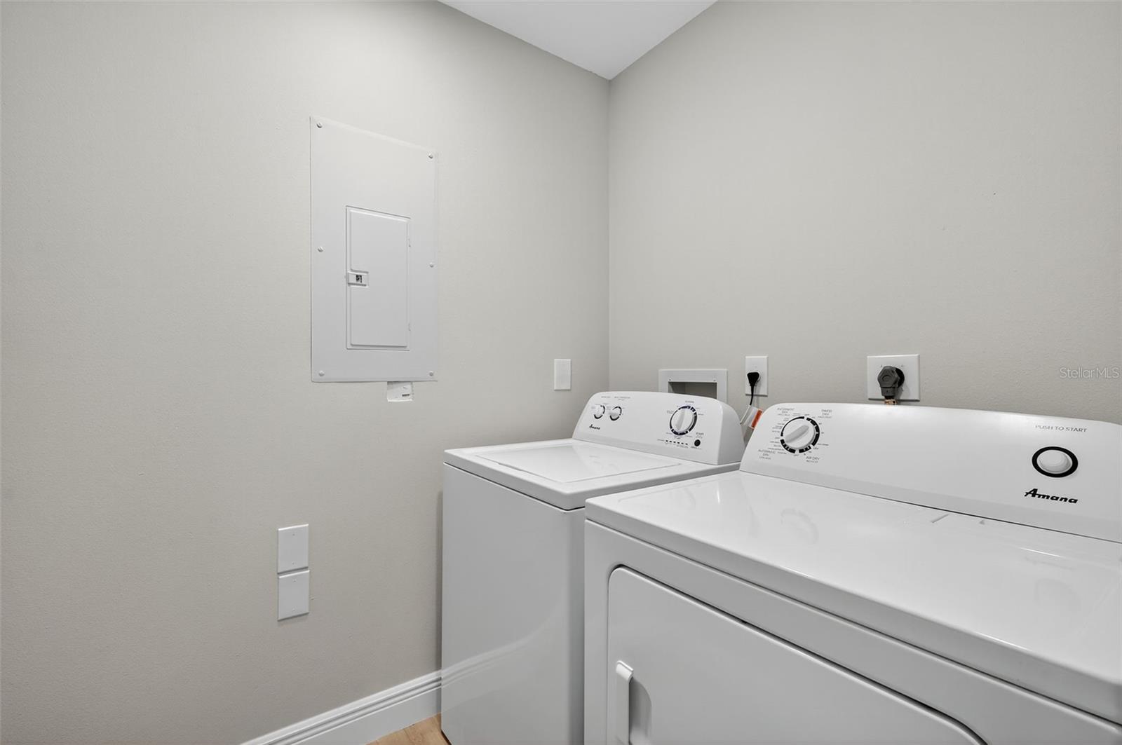 CHANTECLAIRE - Residential