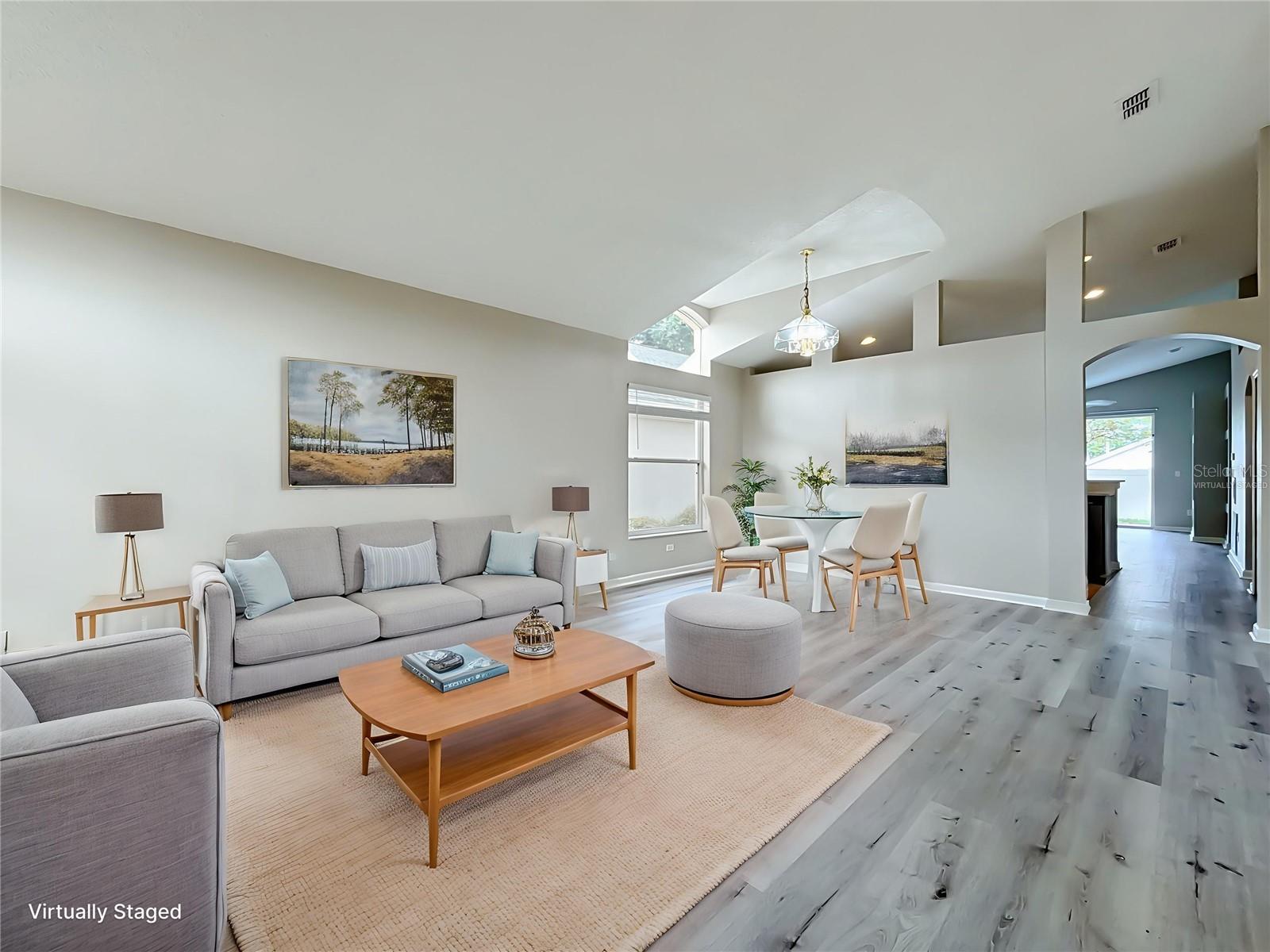 2712 WILSHIRE ROAD