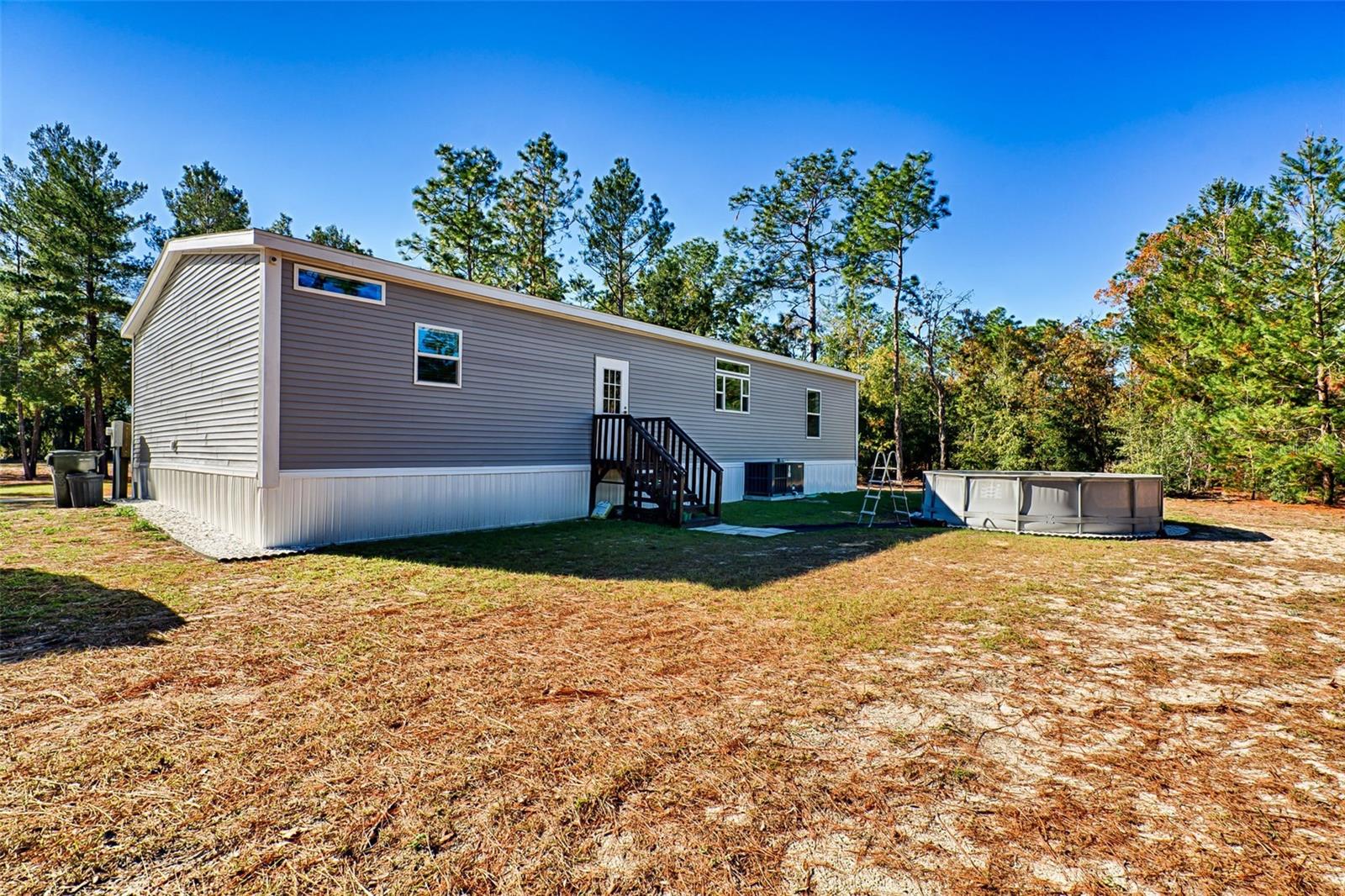 MELROSE LANDING - Residential