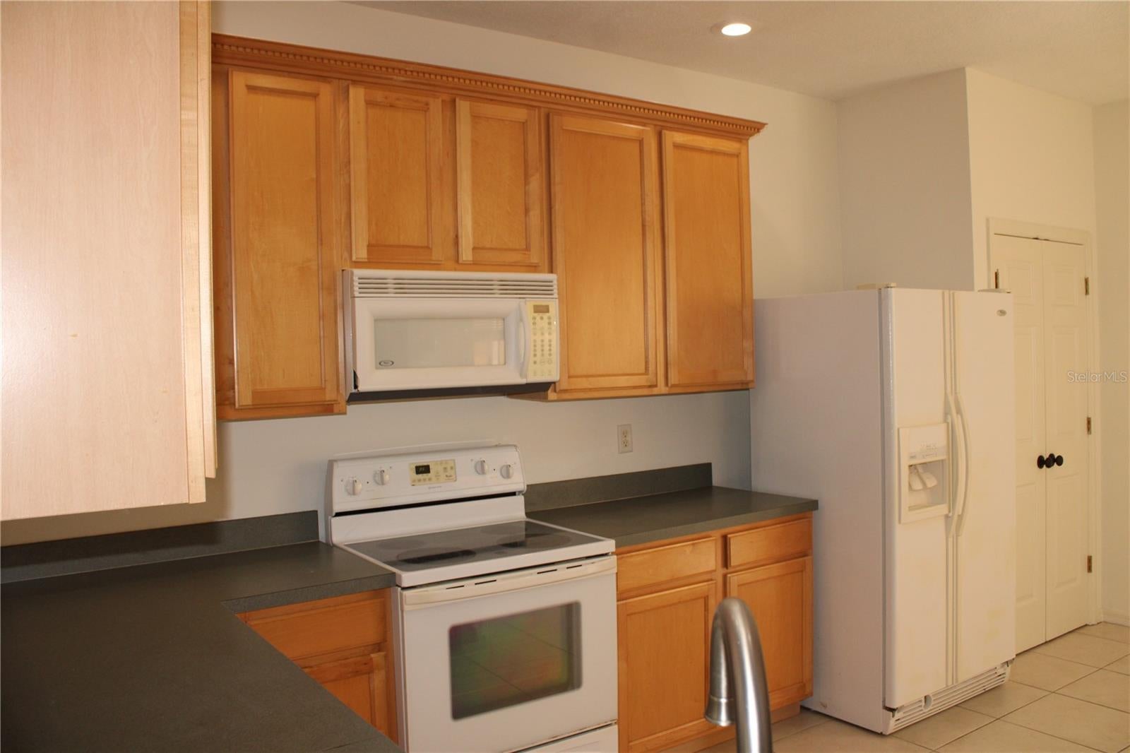 3429 PARKRIDGE CIRCLE 19-103