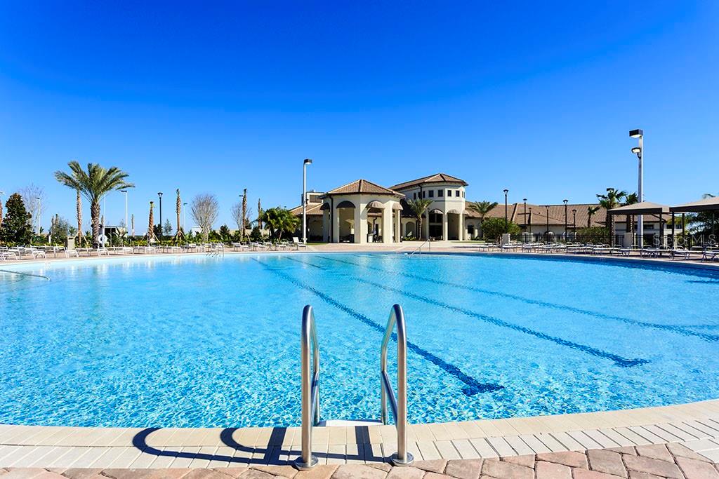 CHAMPIONSGATE CONDO PH 2 - Residential