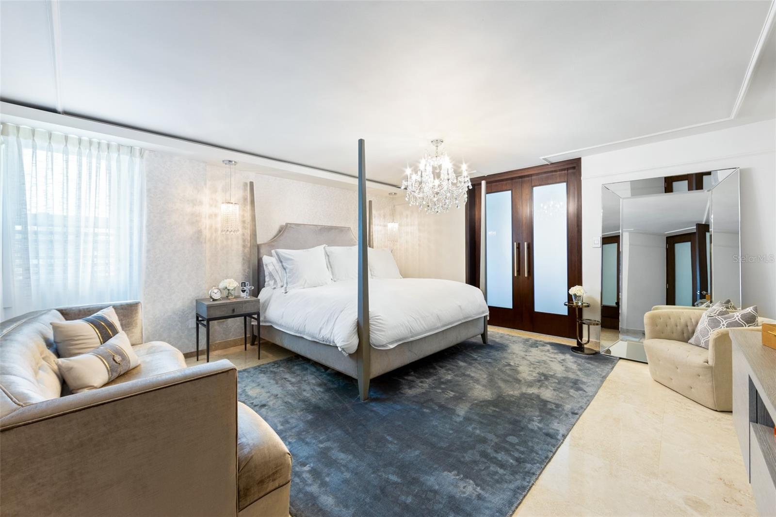URB. ARBOLES DE MONTEHIEDRA - Residential